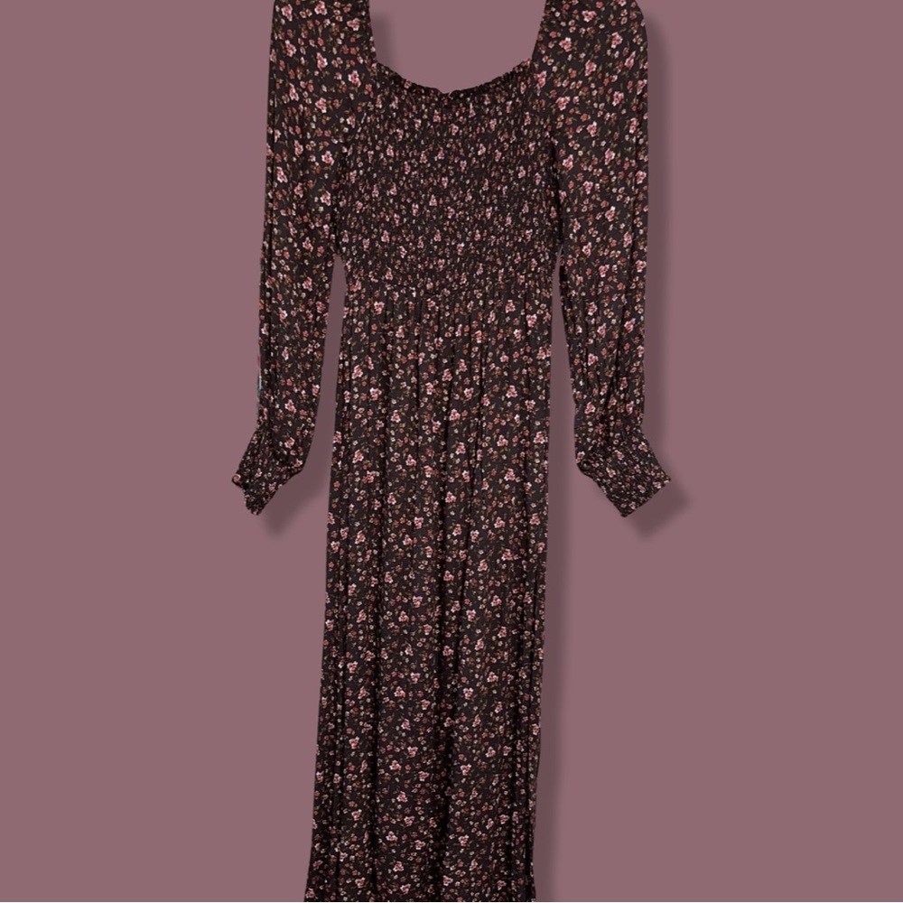 Lush Women's Ditsy Floral Smocked Long Sleeve Midi Dress | Small